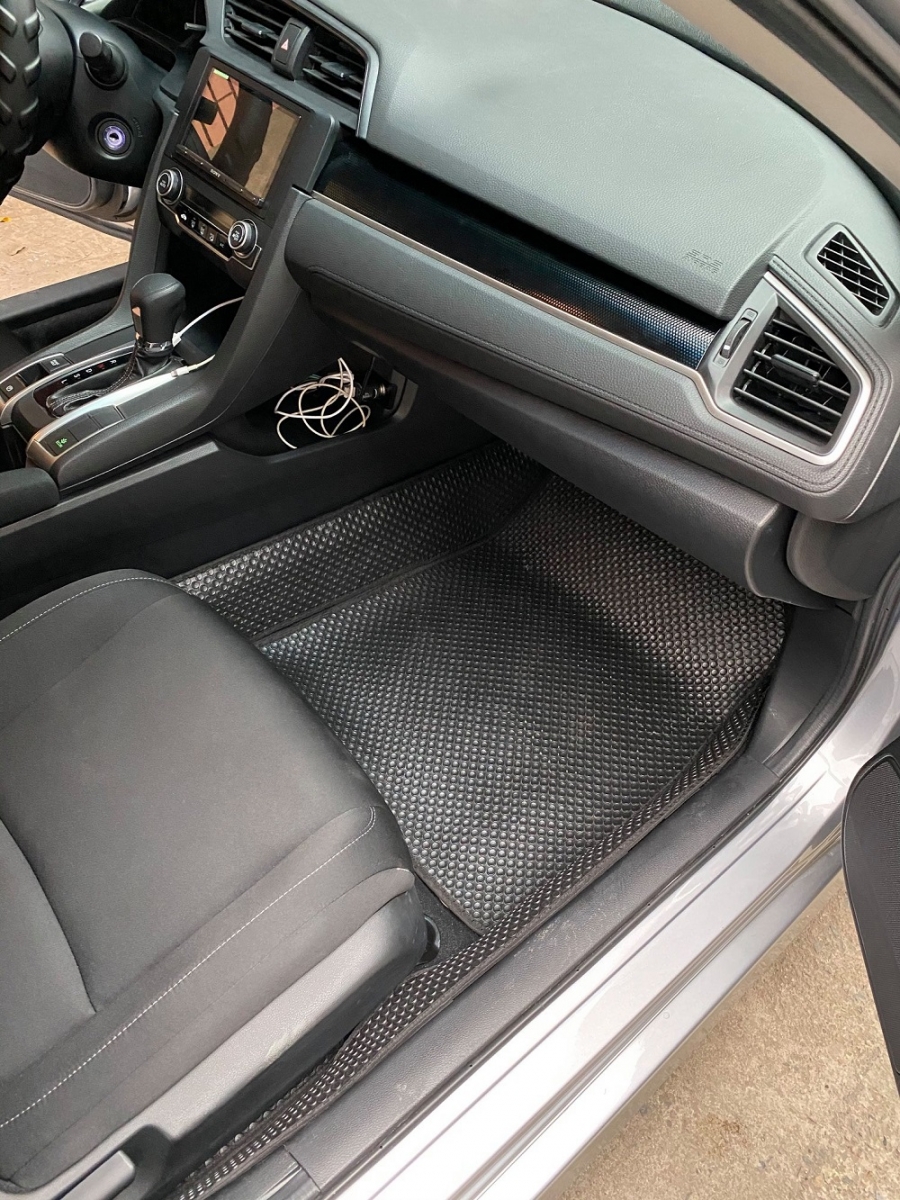 lắp thảm ô tô cho Honda CiVic